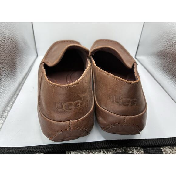 UGG Hunley Men\'s 11 Tan Leather Driving Moccasin Loafer w/ Shearling Insole